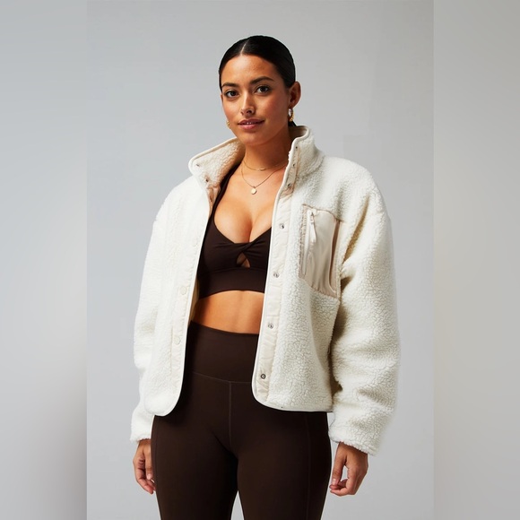 NWOT FABLETICS Tahoe Teddy SHERPA jacket BONE XS. Bought but never worn! - Picture 1 of 5